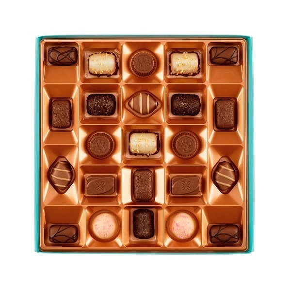 6x 262g Thorntons Classic Collection Milk Dark White Chocolate Gift Box