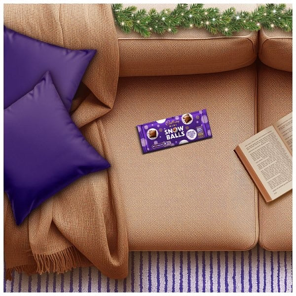 20 x 110g Pack Cadbury Dairy Milk Mini Snowballs Bar Christmas Festive Chocolate