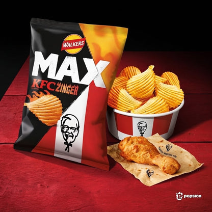 Walkers MAX KFC Zinger Chicken Crisps 70g x 15 | Deep Ridged Multipack