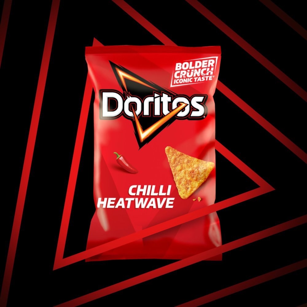 Doritos Chilli Heatwave Tortilla Chips 180g x 12 | Intense Chilli Sharing Crisps